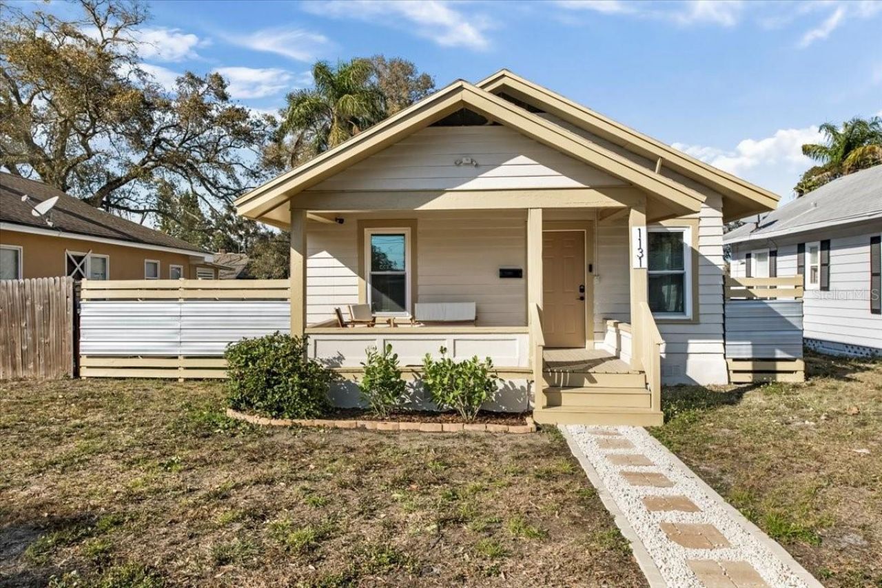 1131 10th Avenue S, Saint Petersburg, FL 33705 Main Photo