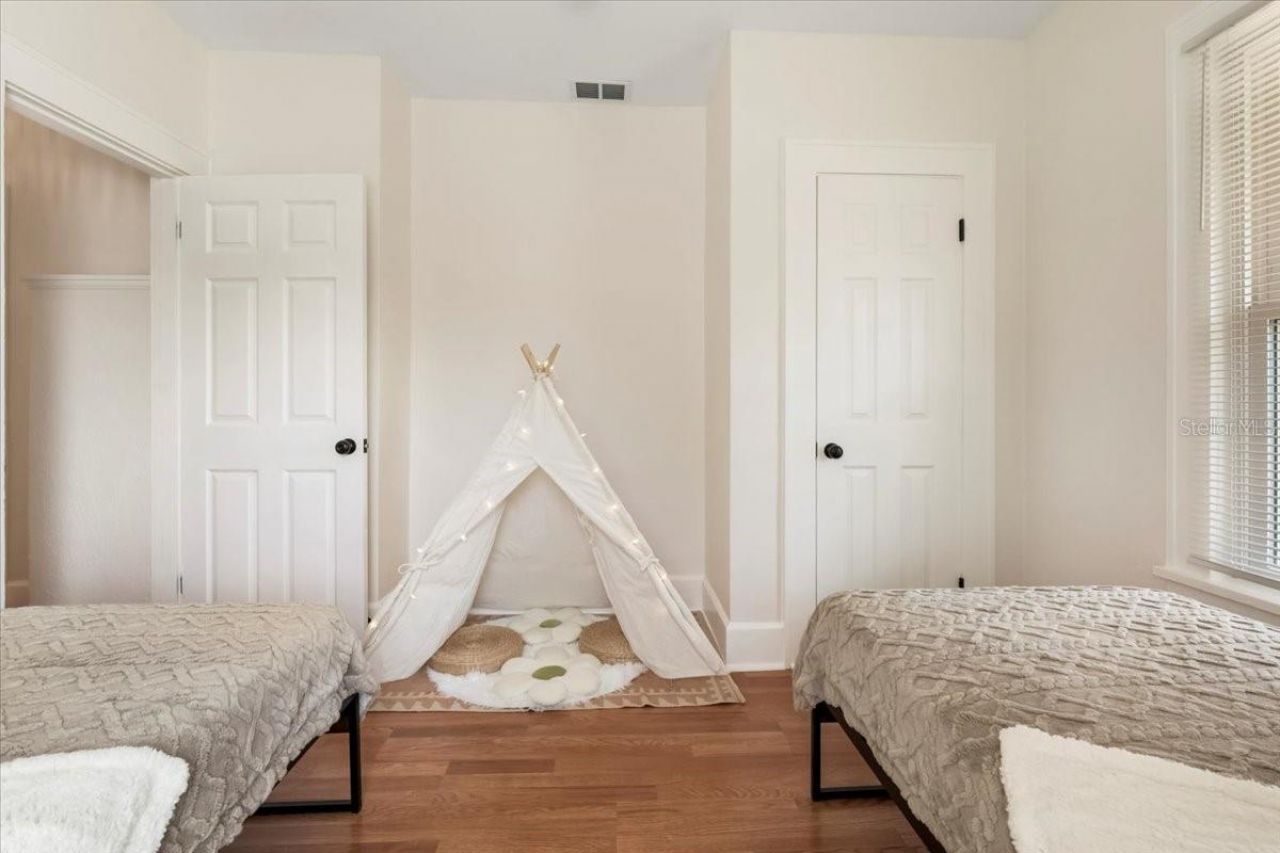 1131 10th Avenue S, Saint Petersburg, FL 33705 Photo