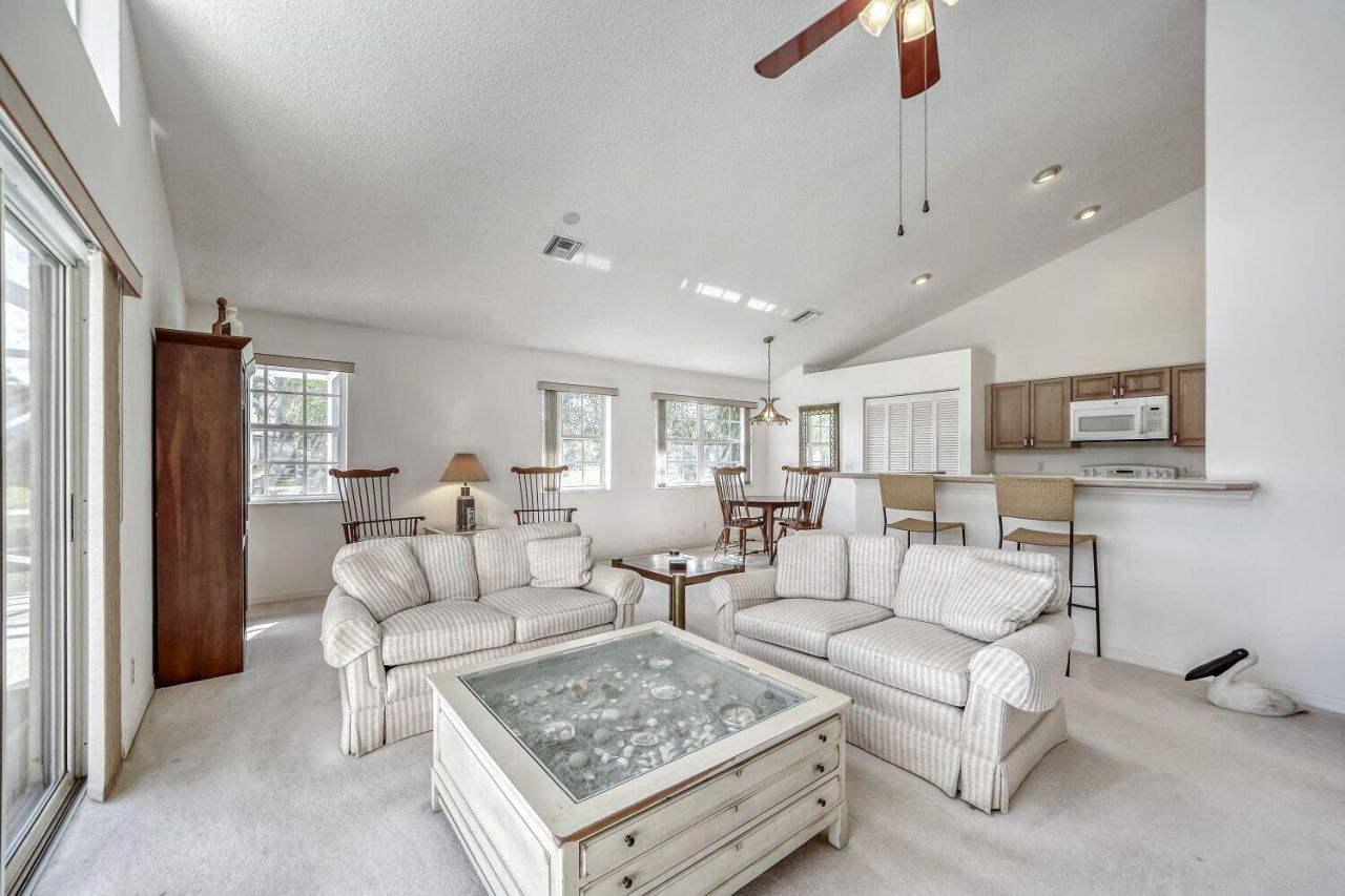 1248 Lake Breeze Drive, Wellington, FL 33414 Photo