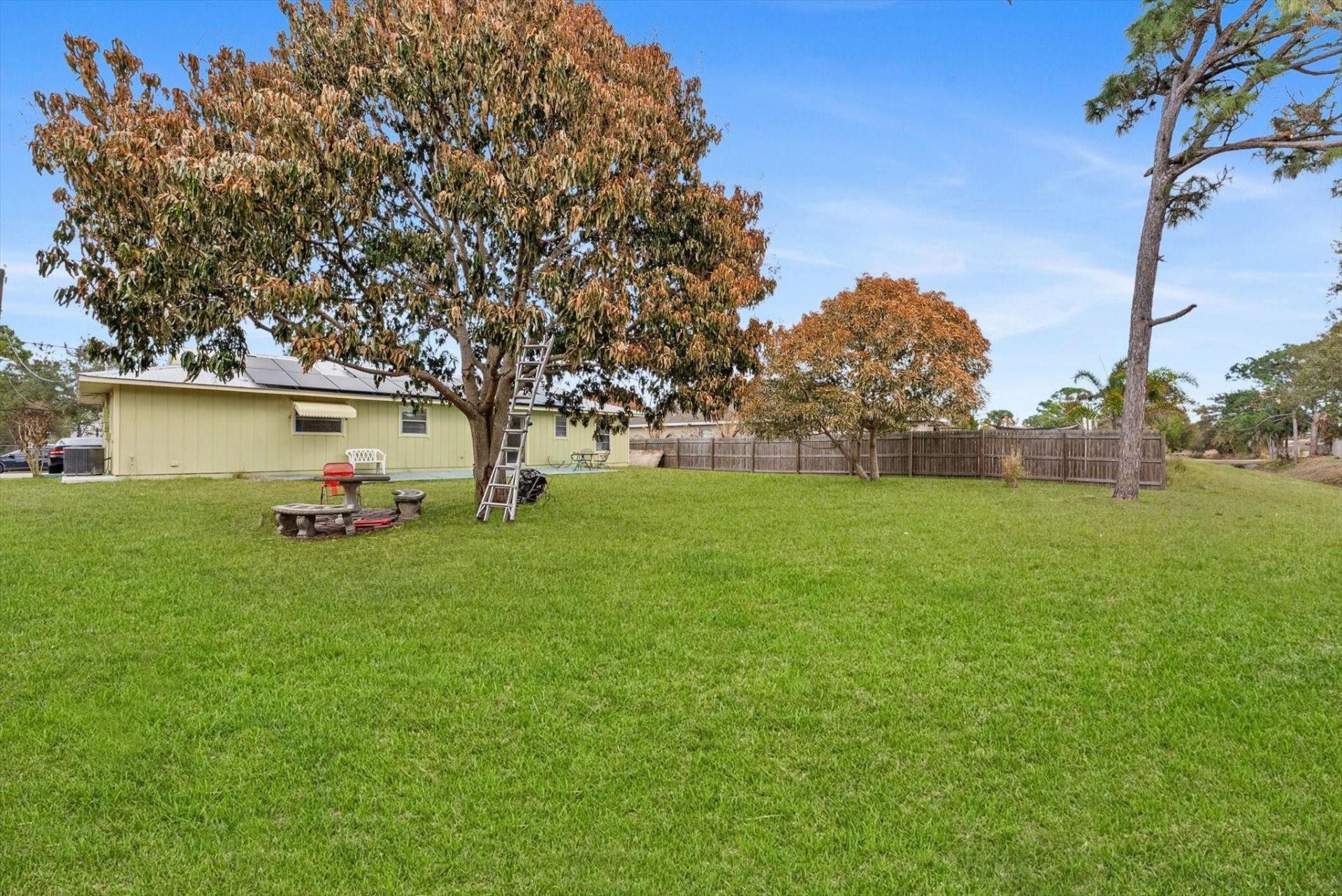 636 SW Eyerly Ave, Port Saint Lucie, FL 34983 Photo