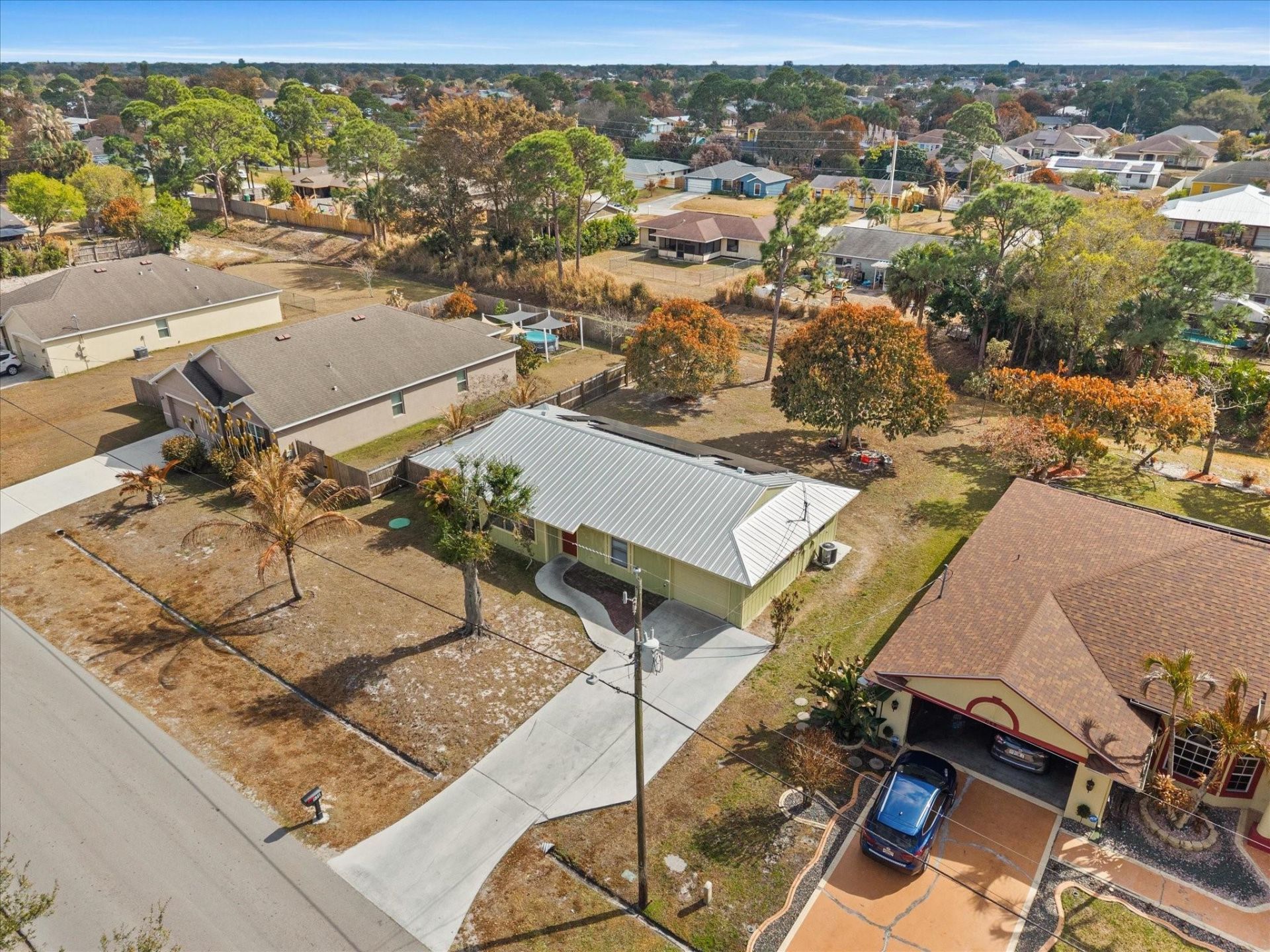 636 SW Eyerly Ave, Port Saint Lucie, FL 34983 Photo