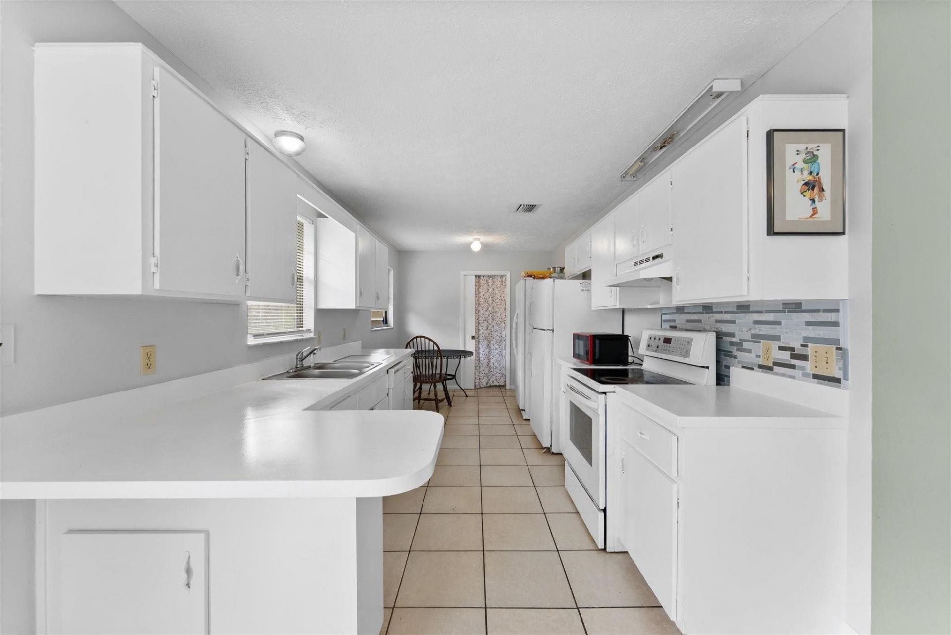 636 SW Eyerly Ave, Port Saint Lucie, FL 34983 Photo