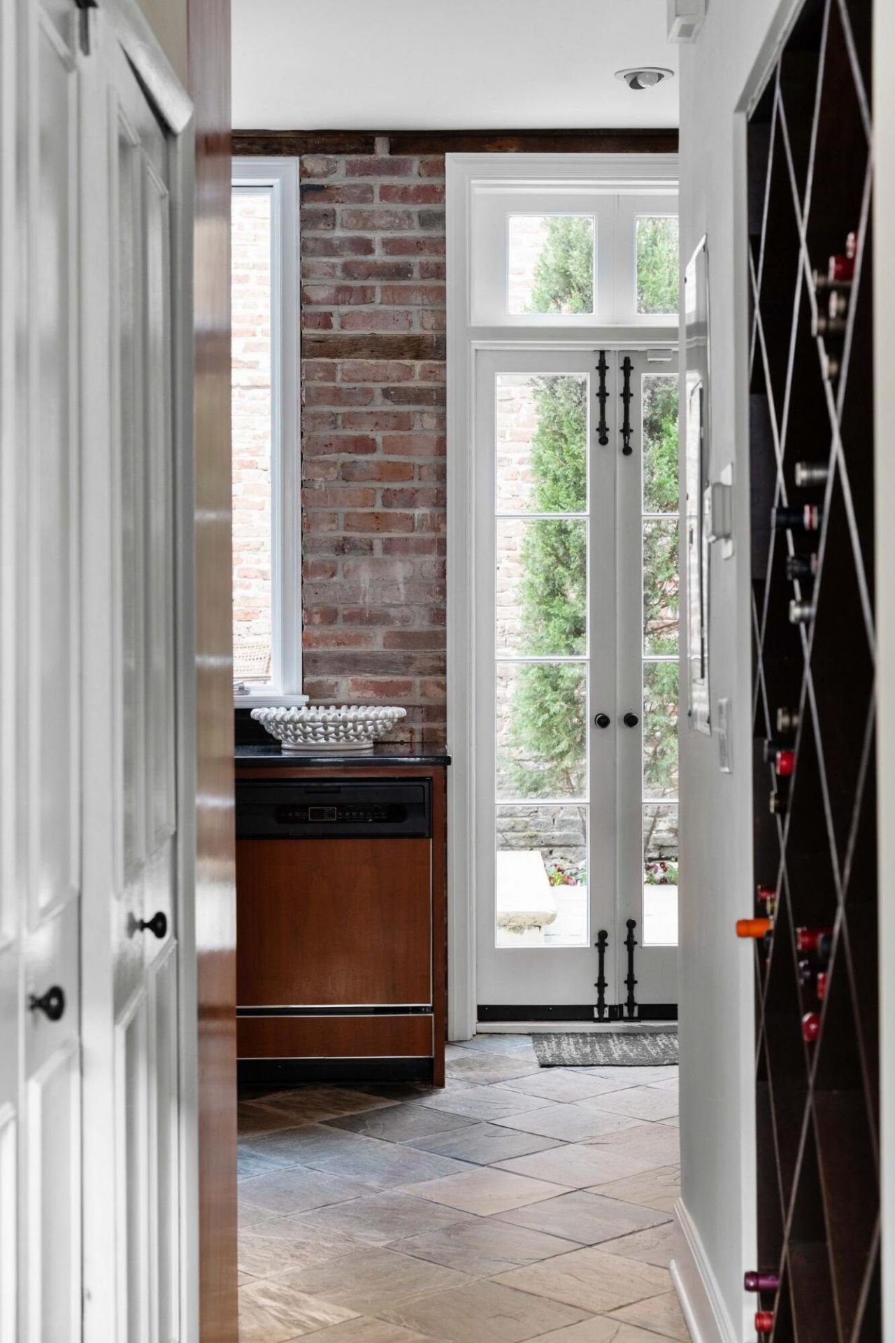 50 Anson Street Photo 21