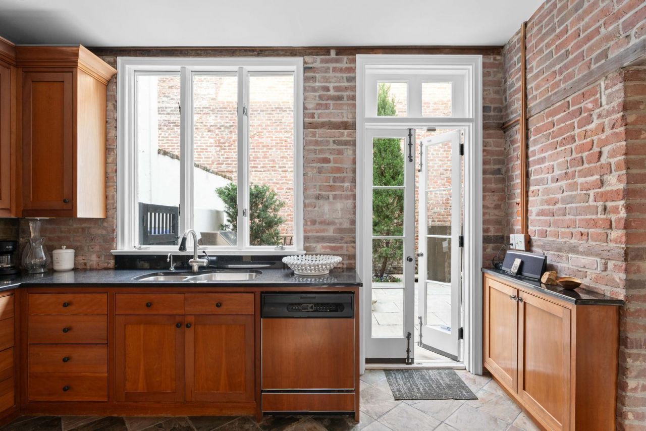 50 Anson Street Photo 23