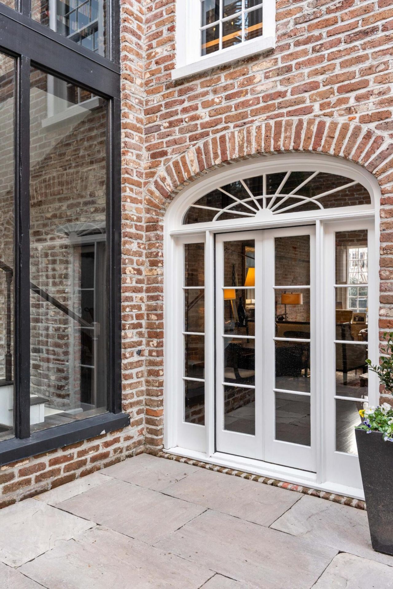 50 Anson Street Photo 38