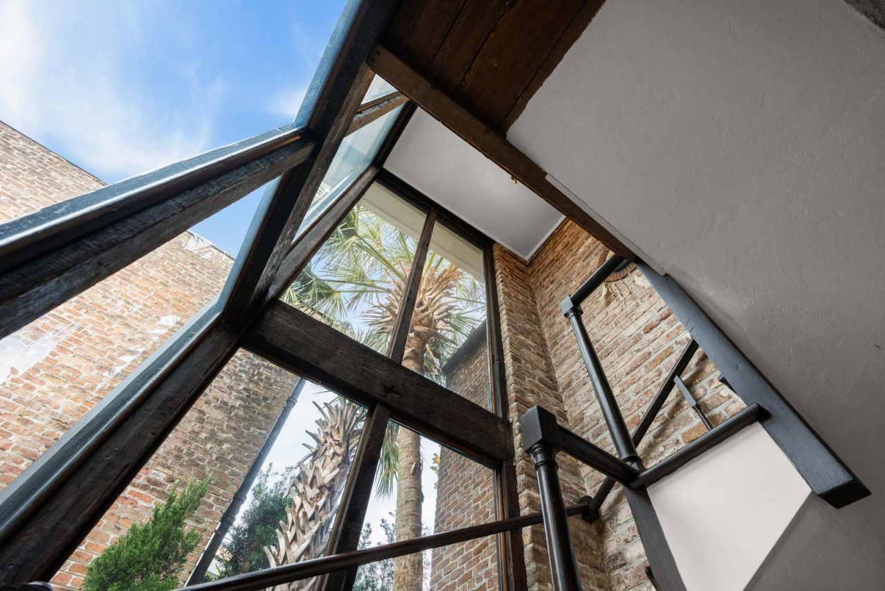 50 Anson Street Photo 44