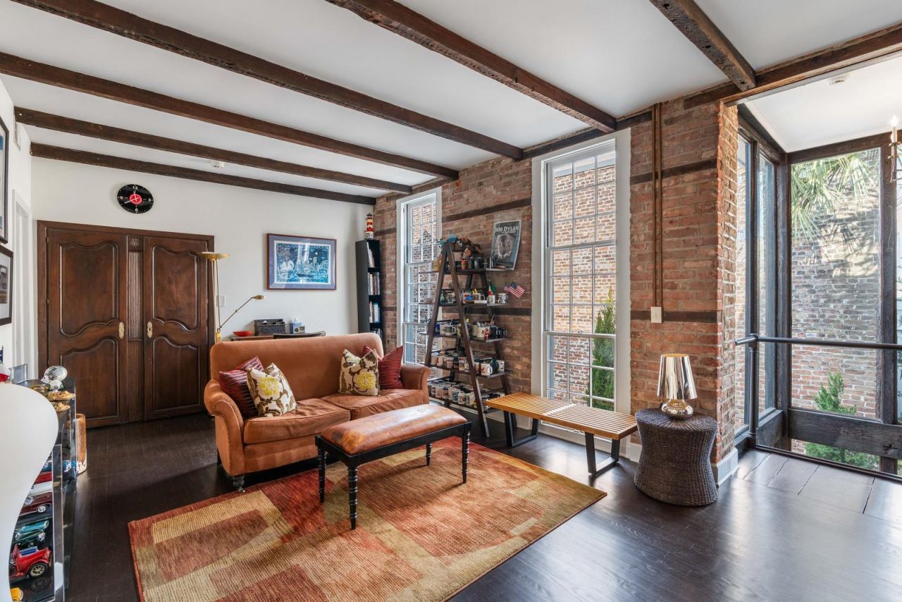 50 Anson Street Photo 50