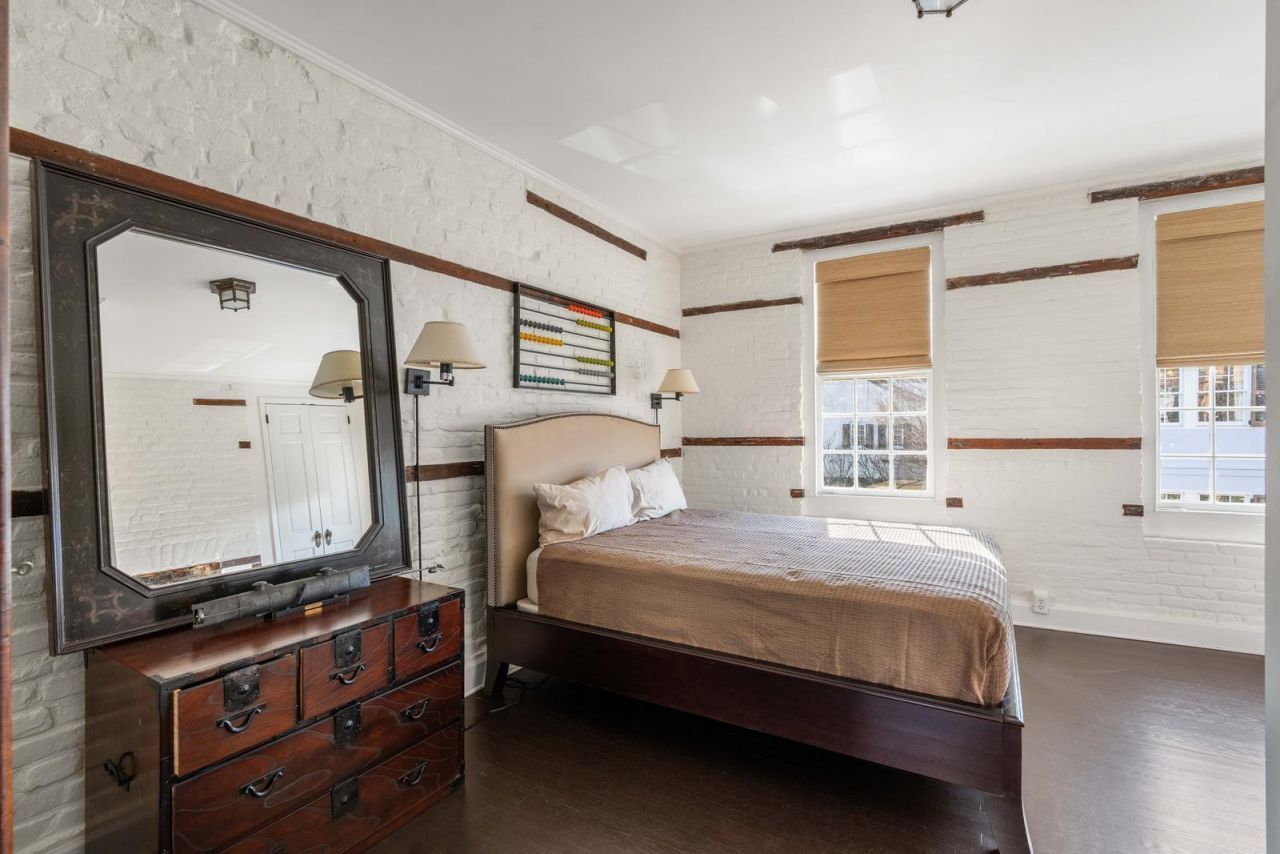 50 Anson Street Photo 58