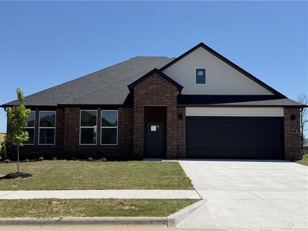 477 W Canada Drive, Farmington, AR 72730