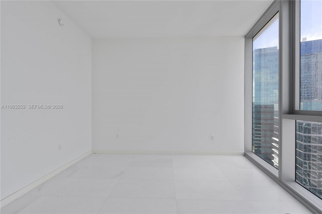 300 Biscayne Blvd Way, Unit 4404, Miami, FL 33131 Photo