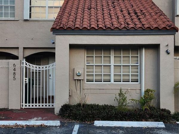6485 SW 129th Ave, Miami, FL 33183