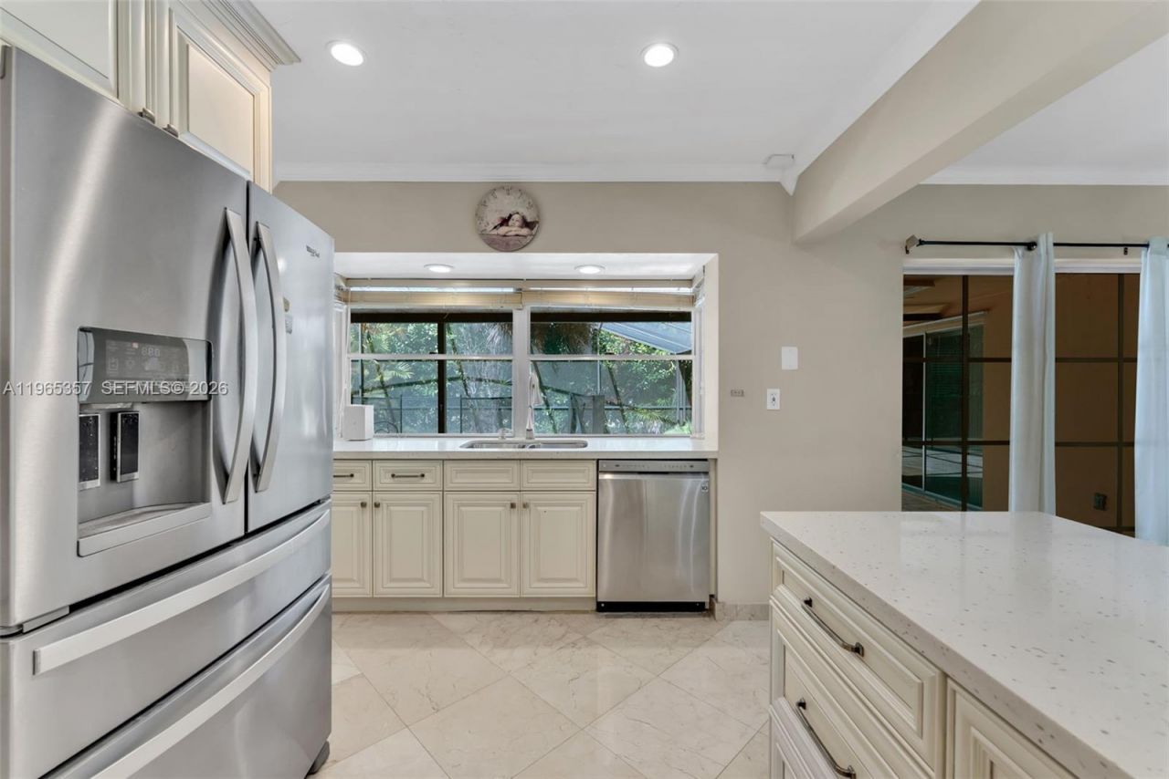 11201 SW 136th St , Miami, FL 33176 Photo