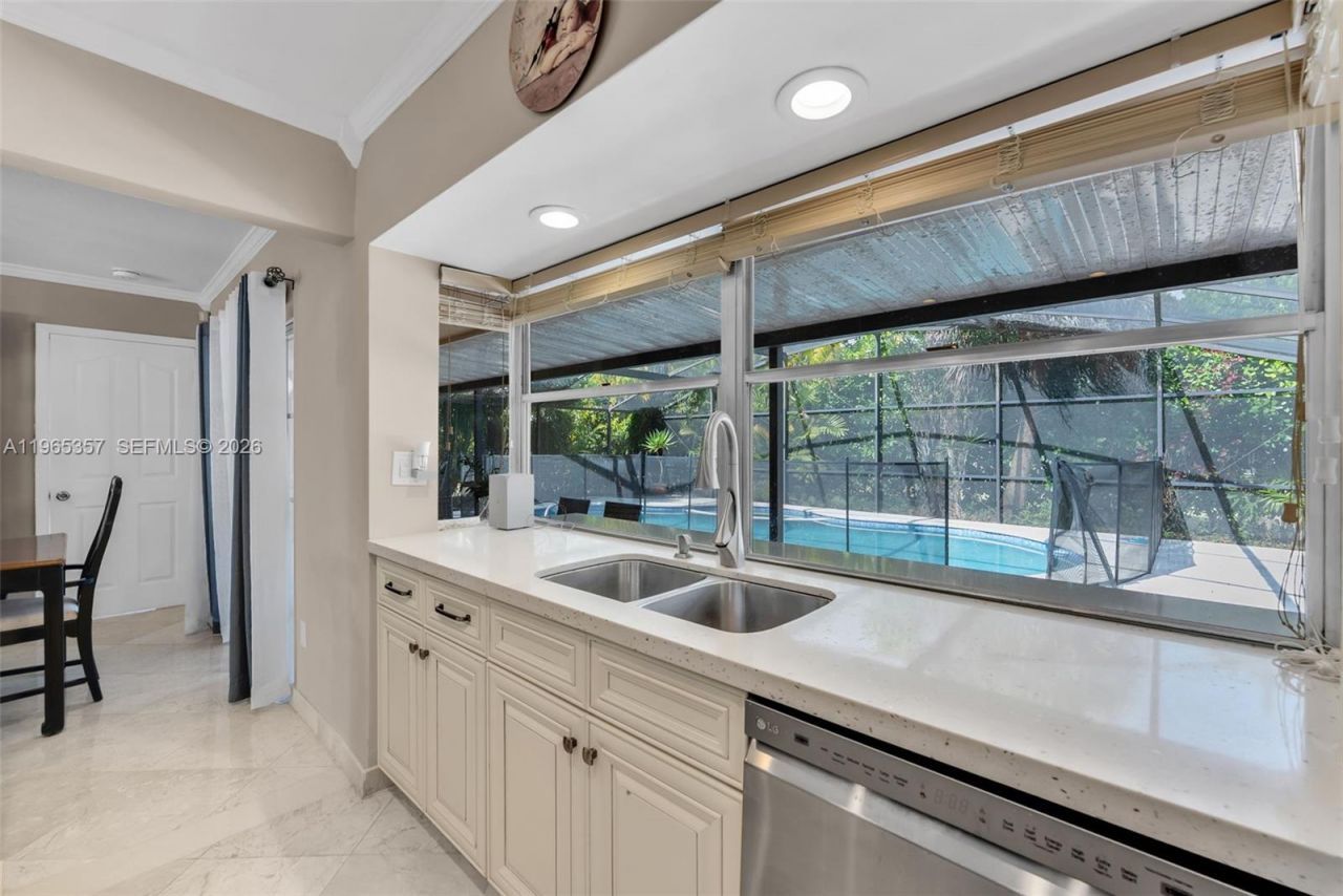 11201 SW 136th St , Miami, FL 33176 Photo