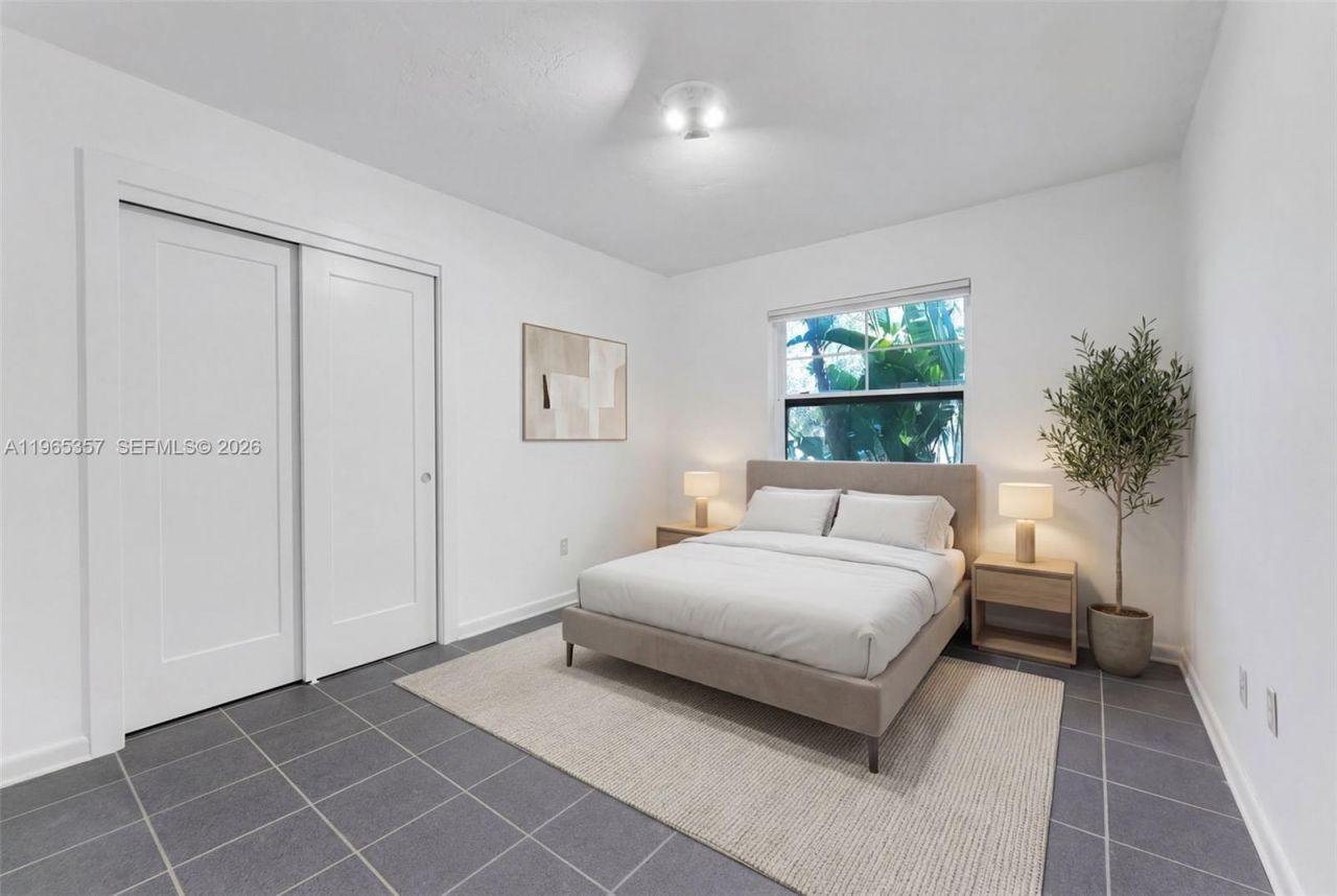 11201 SW 136th St , Miami, FL 33176 Photo