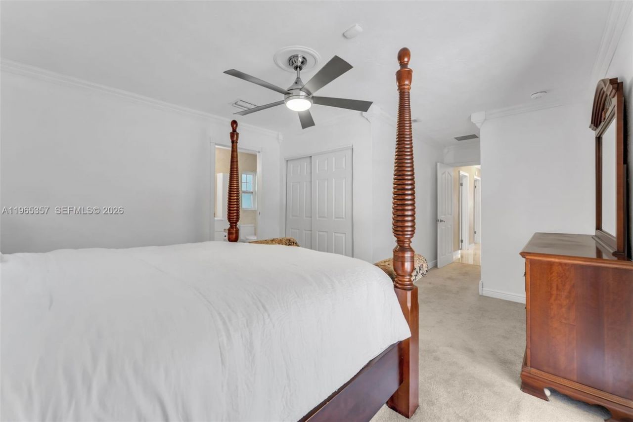 11201 SW 136th St , Miami, FL 33176 Photo