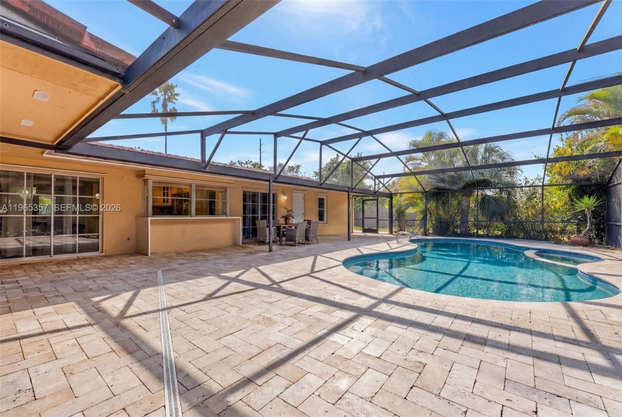 11201 SW 136th St , Miami, FL 33176 Photo