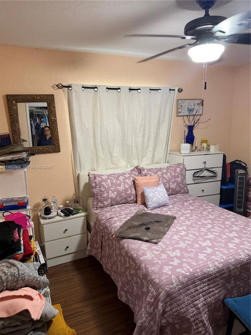 550 NW 135th St, North Miami, FL 33168 Photo