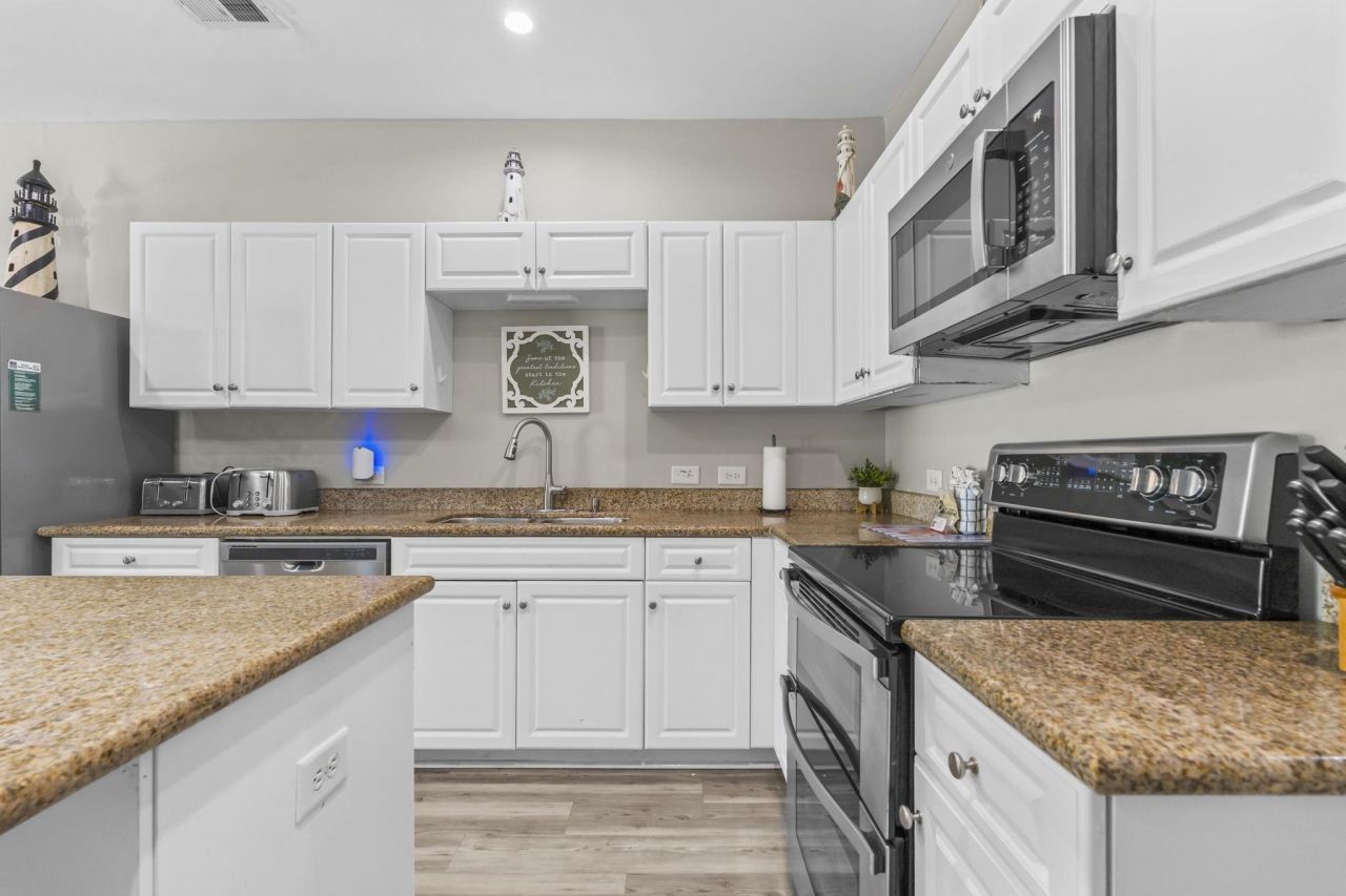 200 53rd Ave. N  Photo 12