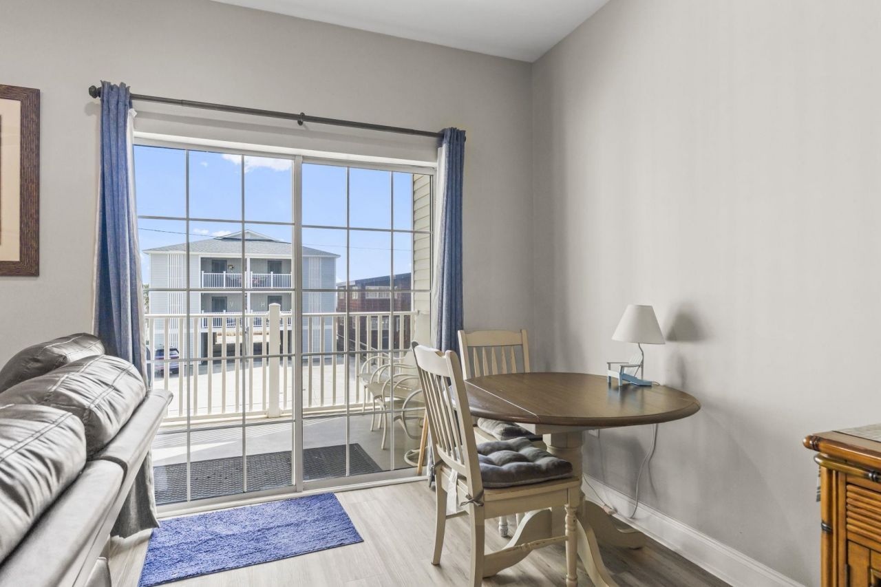 200 53rd Ave. N  Photo 15