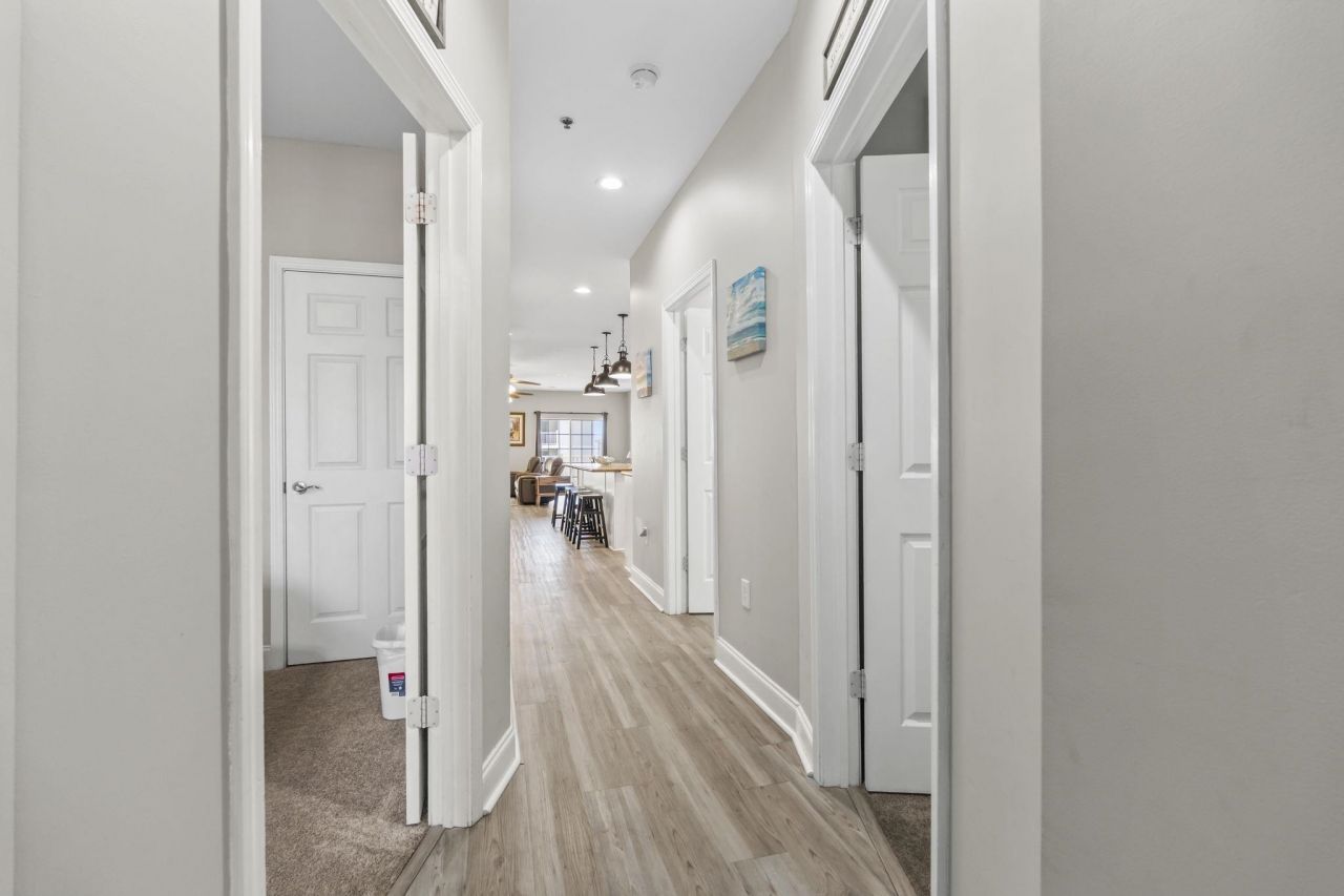 200 53rd Ave. N  Photo 4