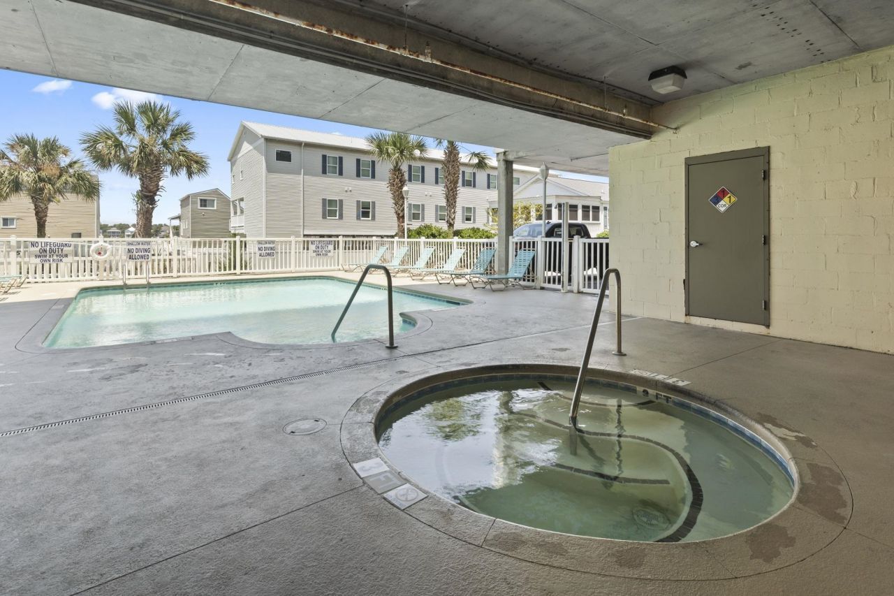 200 53rd Ave. N  Photo 46