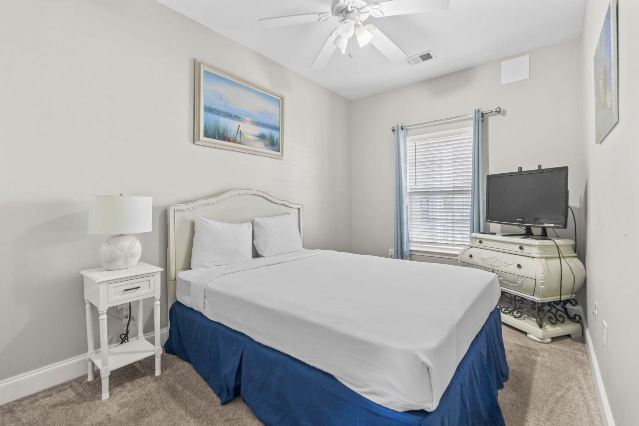 200 53rd Ave. N  Photo 5