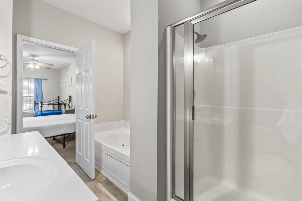 200 53rd Ave. N  Photo 8