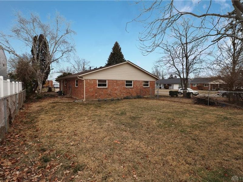 683 Danbury Road, Cincinnati, OH 45240 Photo 25