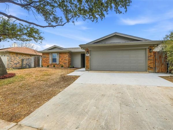 6601 JERRI LYNN Drive, Watauga, TX 76148