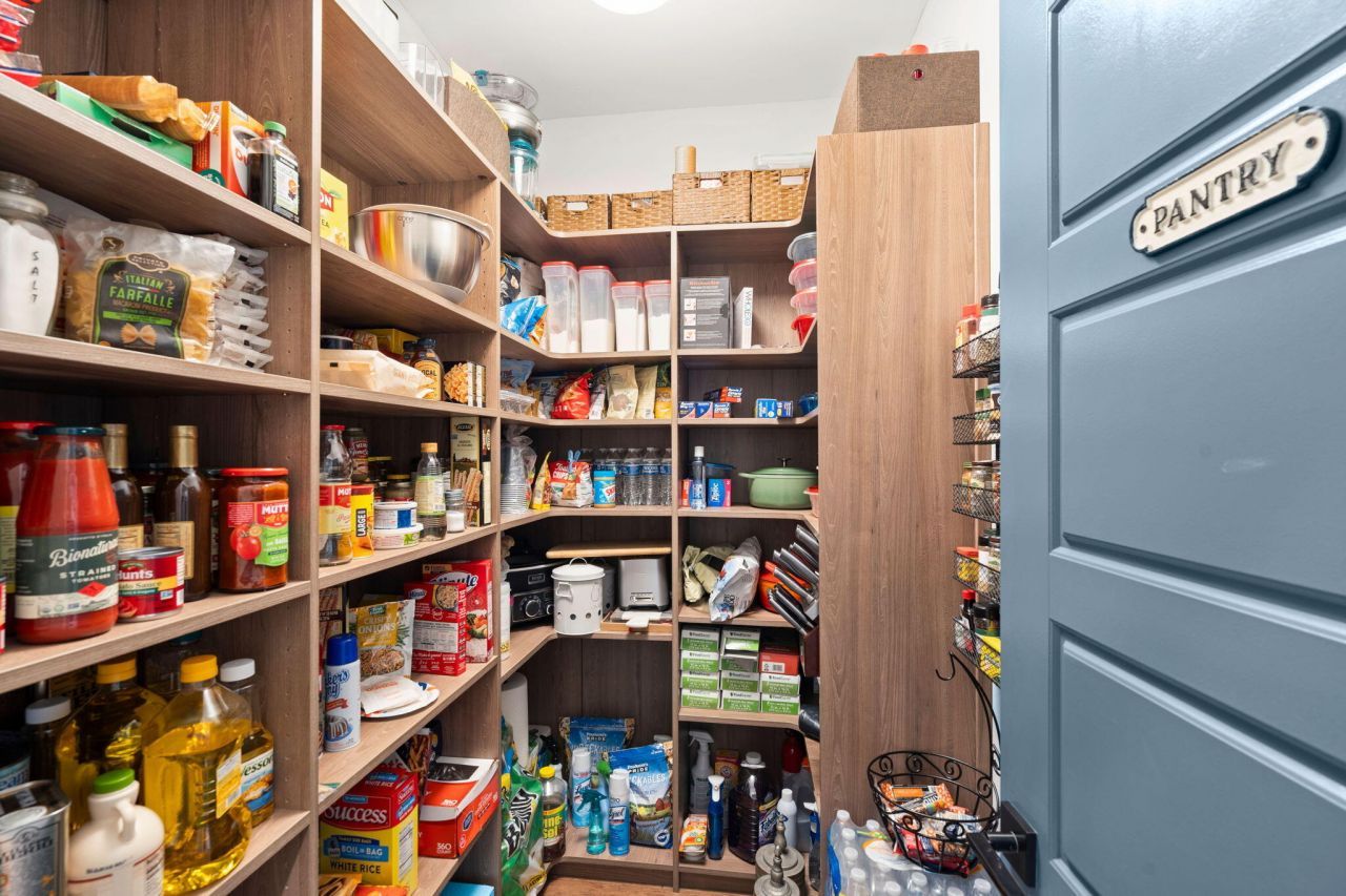 110 Whaler Avenue Photo 19