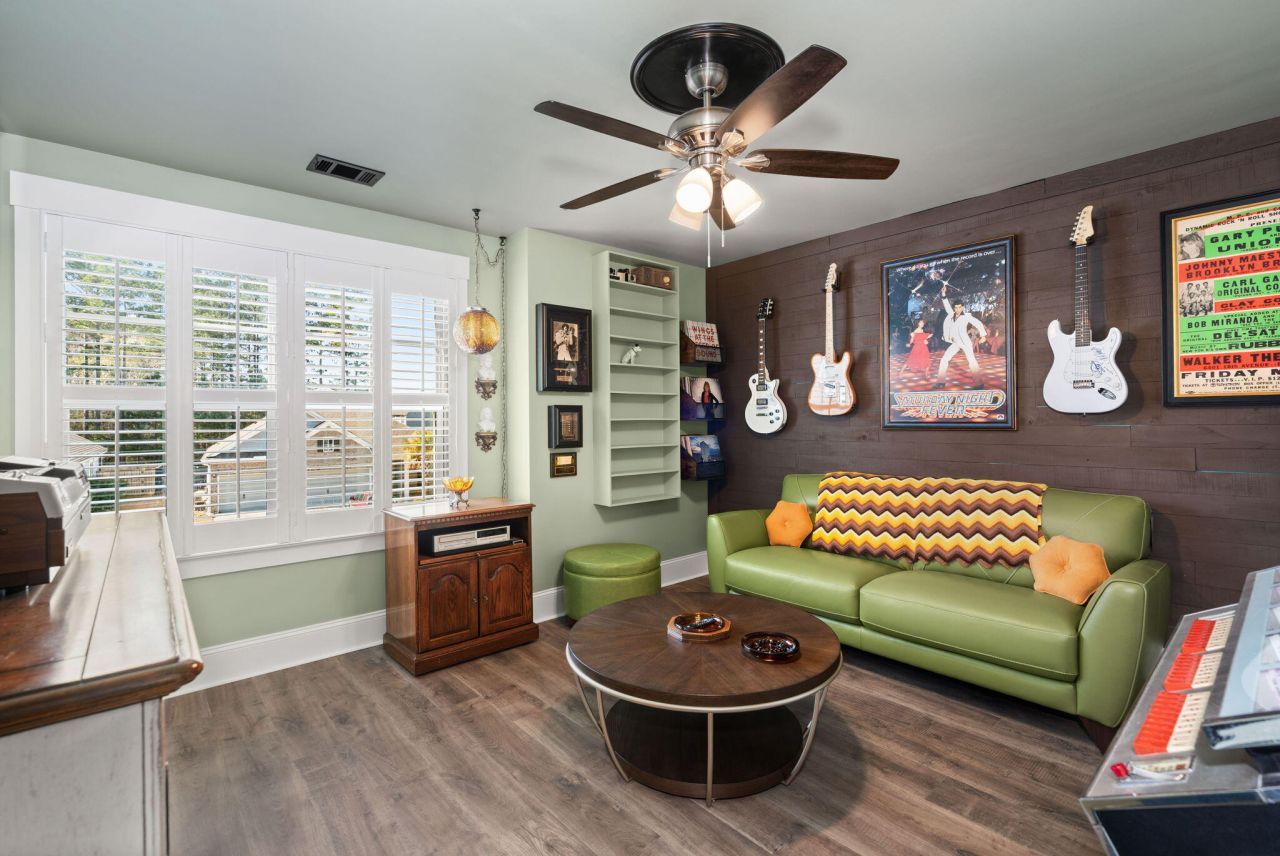 110 Whaler Avenue Photo 48