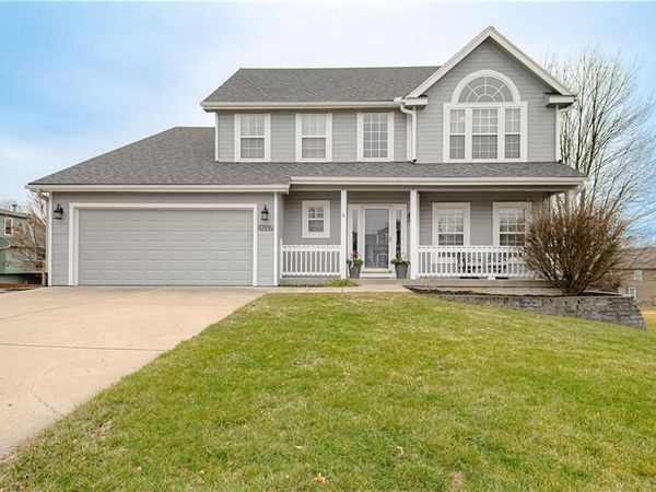 10916 N Wallace Avenue, Kansas City, MO 64157