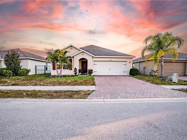 10539 Crossback LN , LEHIGH ACRES, FL 33936