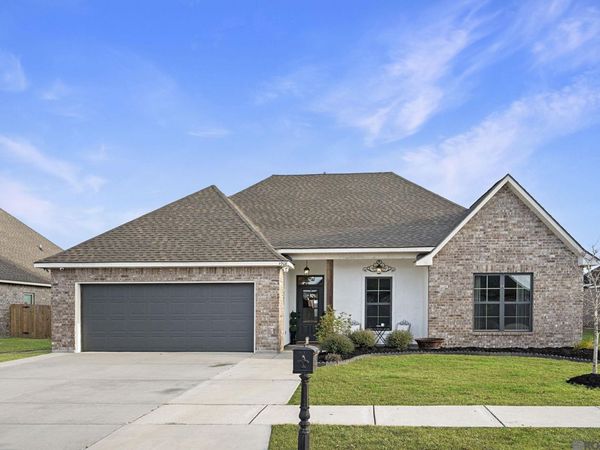 4908 Trial Dr, Addis, LA 70710