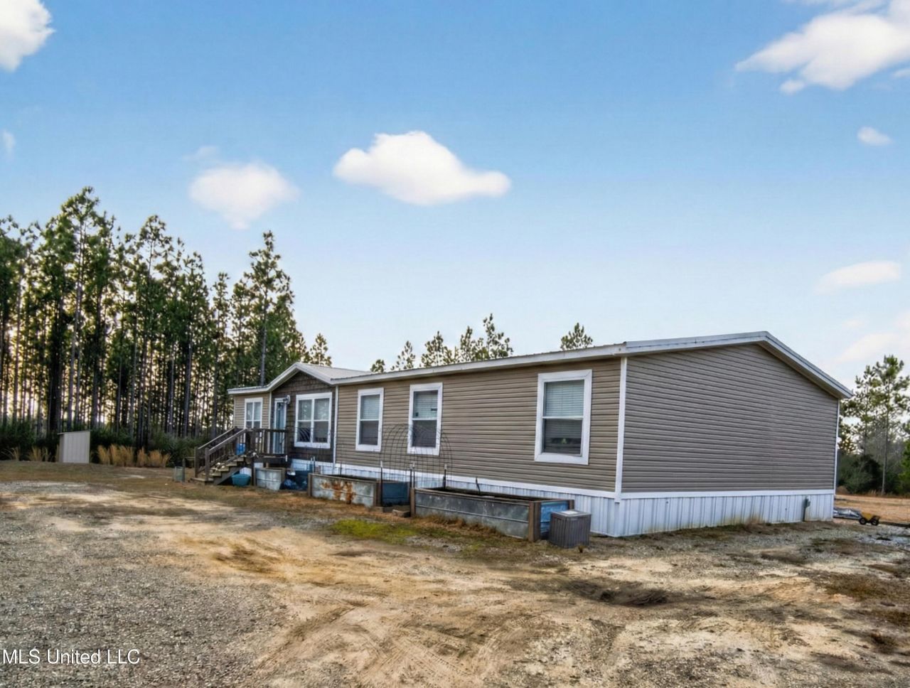 8900 Nannys Road, Vancleave, MS 39565 Main Photo