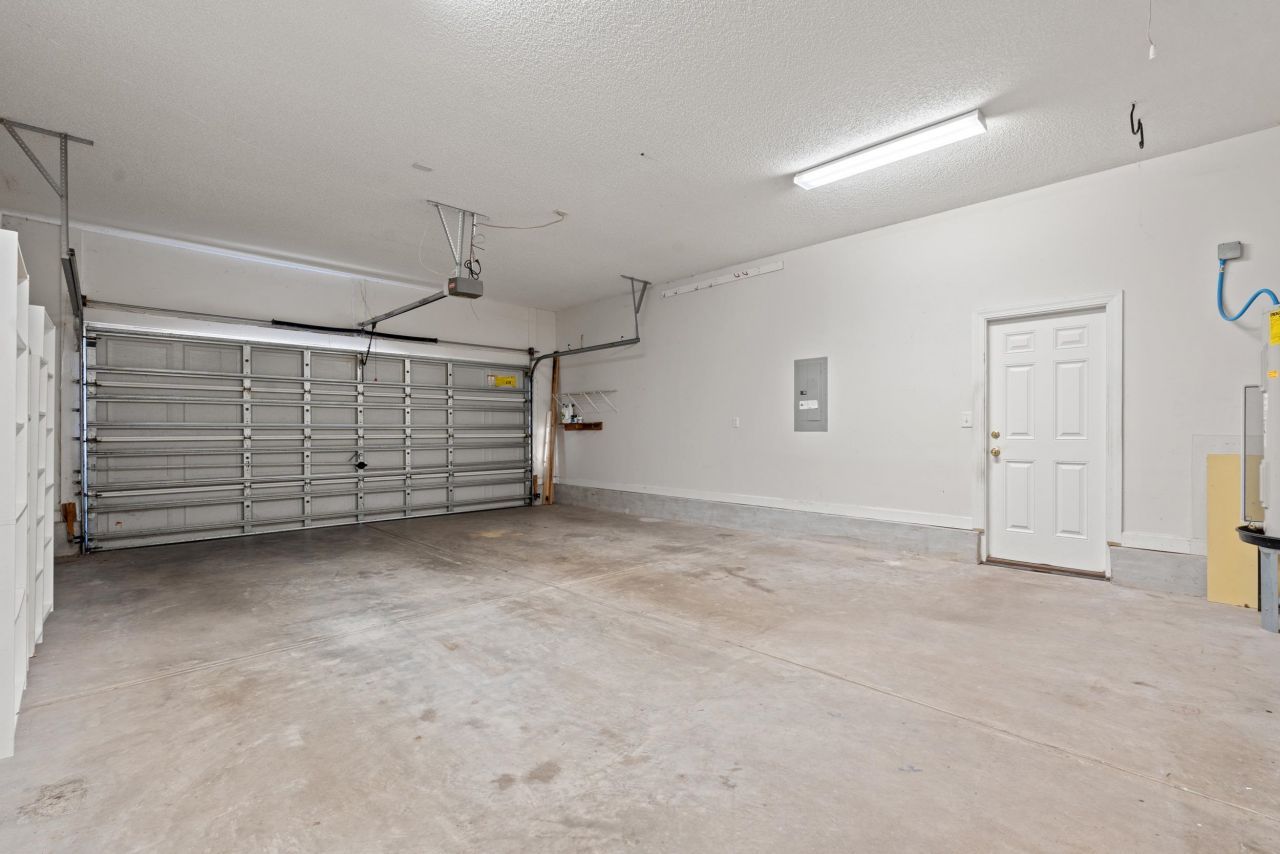 80 Camden Circle  Photo 30