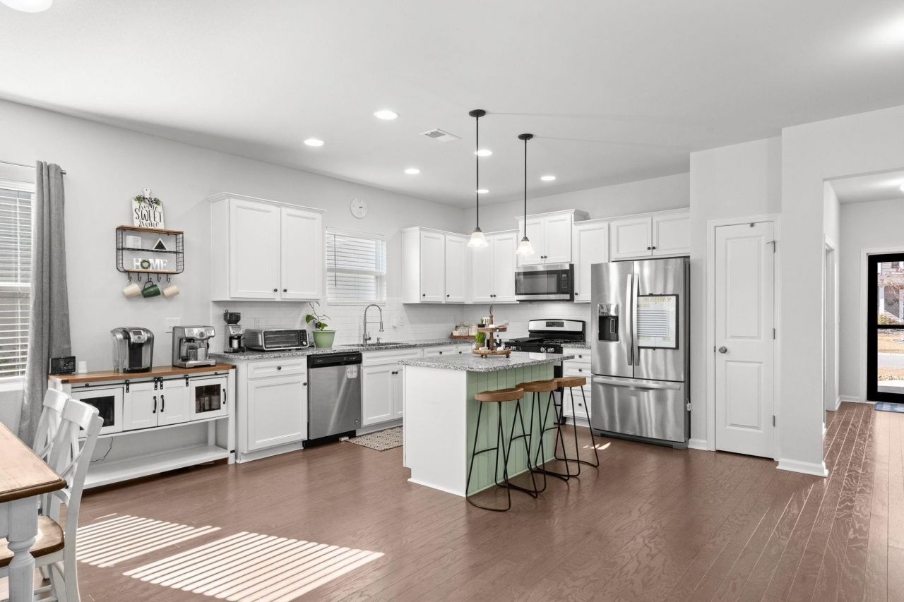 877 Wild Leaf Loop Photo 10