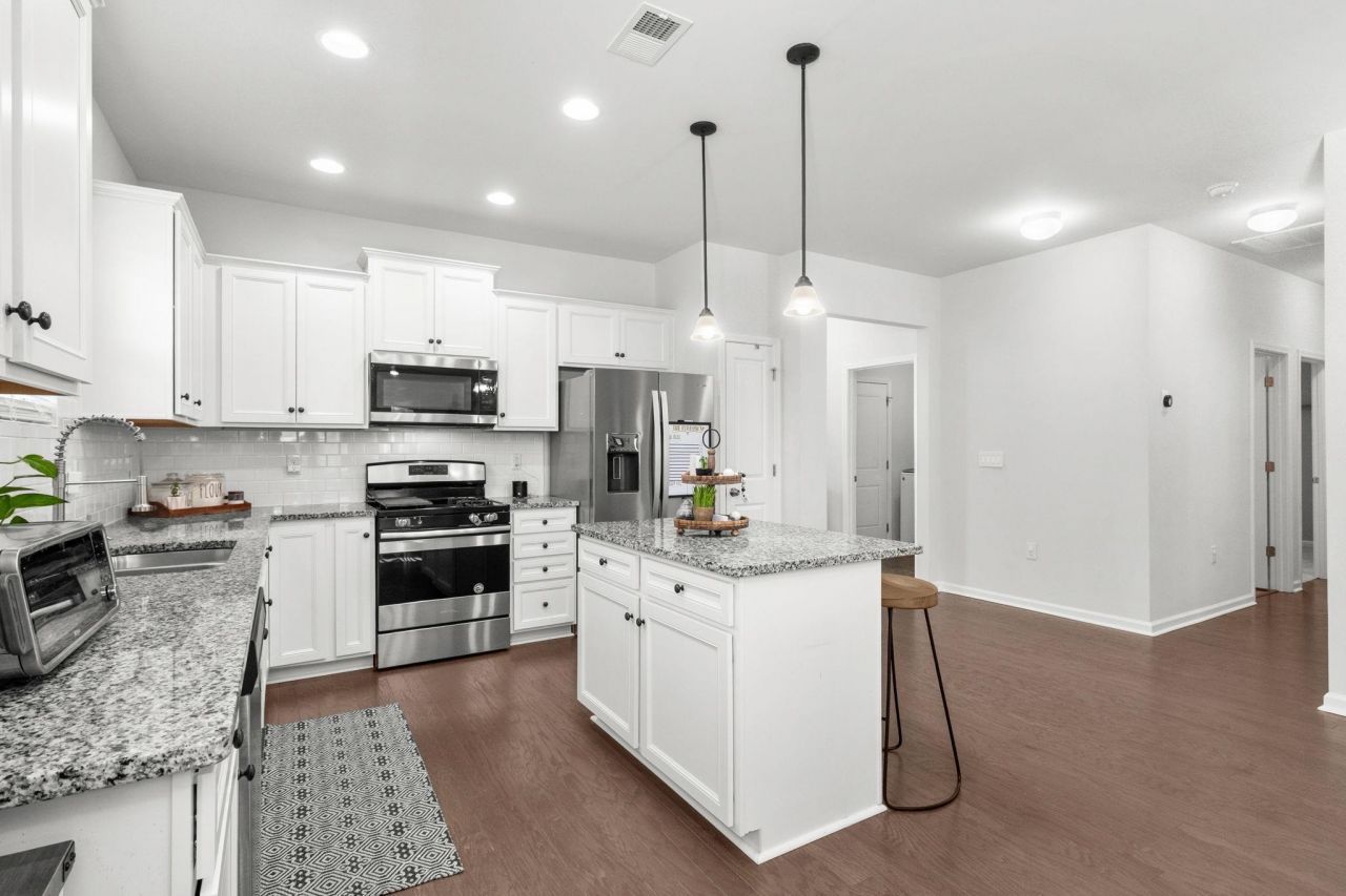 877 Wild Leaf Loop Photo 11