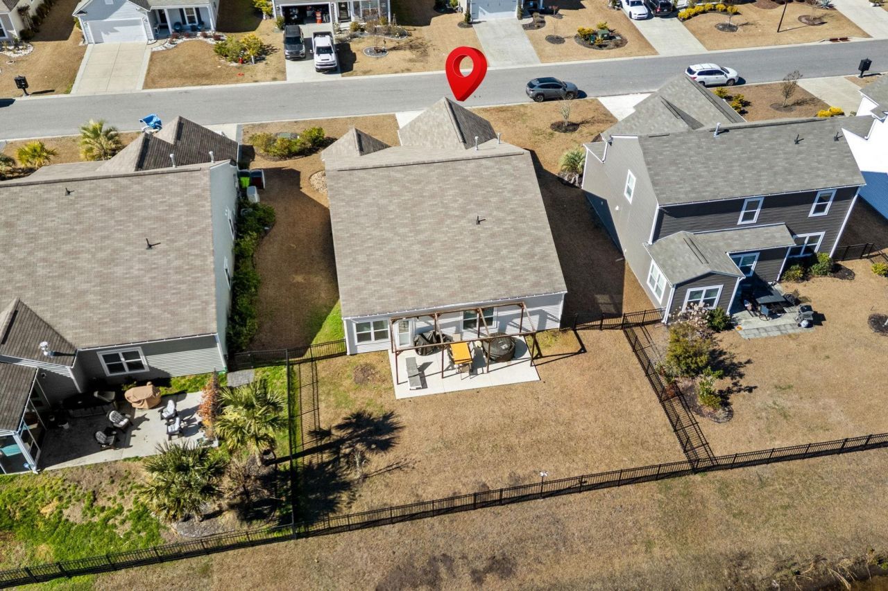 877 Wild Leaf Loop Photo 32