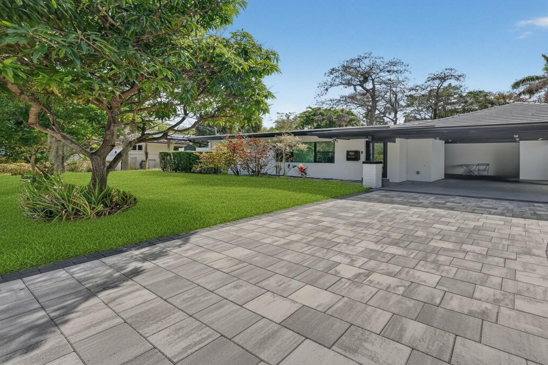 360 NW 33rd Street, Oakland Park, FL 33309 Photo