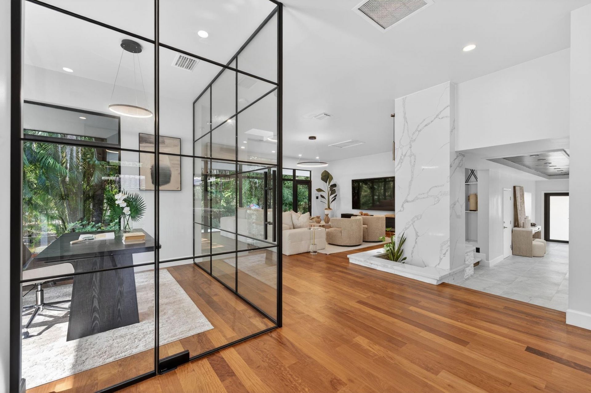360 NW 33rd Street, Oakland Park, FL 33309 Photo