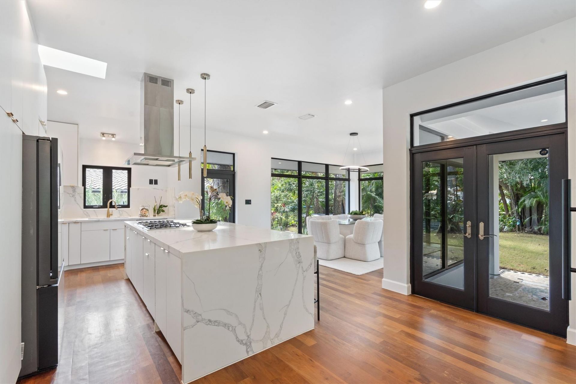 360 NW 33rd Street, Oakland Park, FL 33309 Photo
