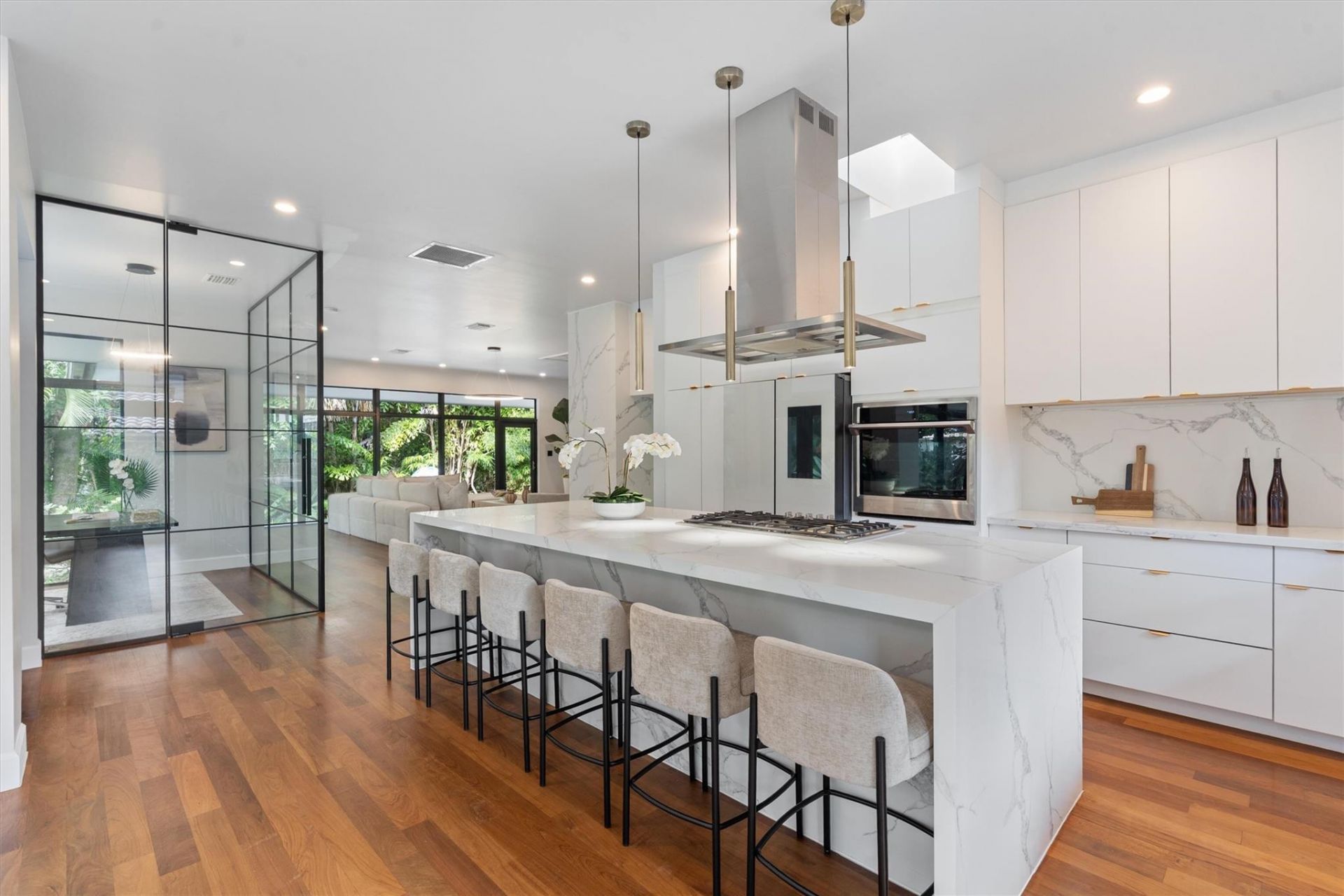 360 NW 33rd Street, Oakland Park, FL 33309 Photo