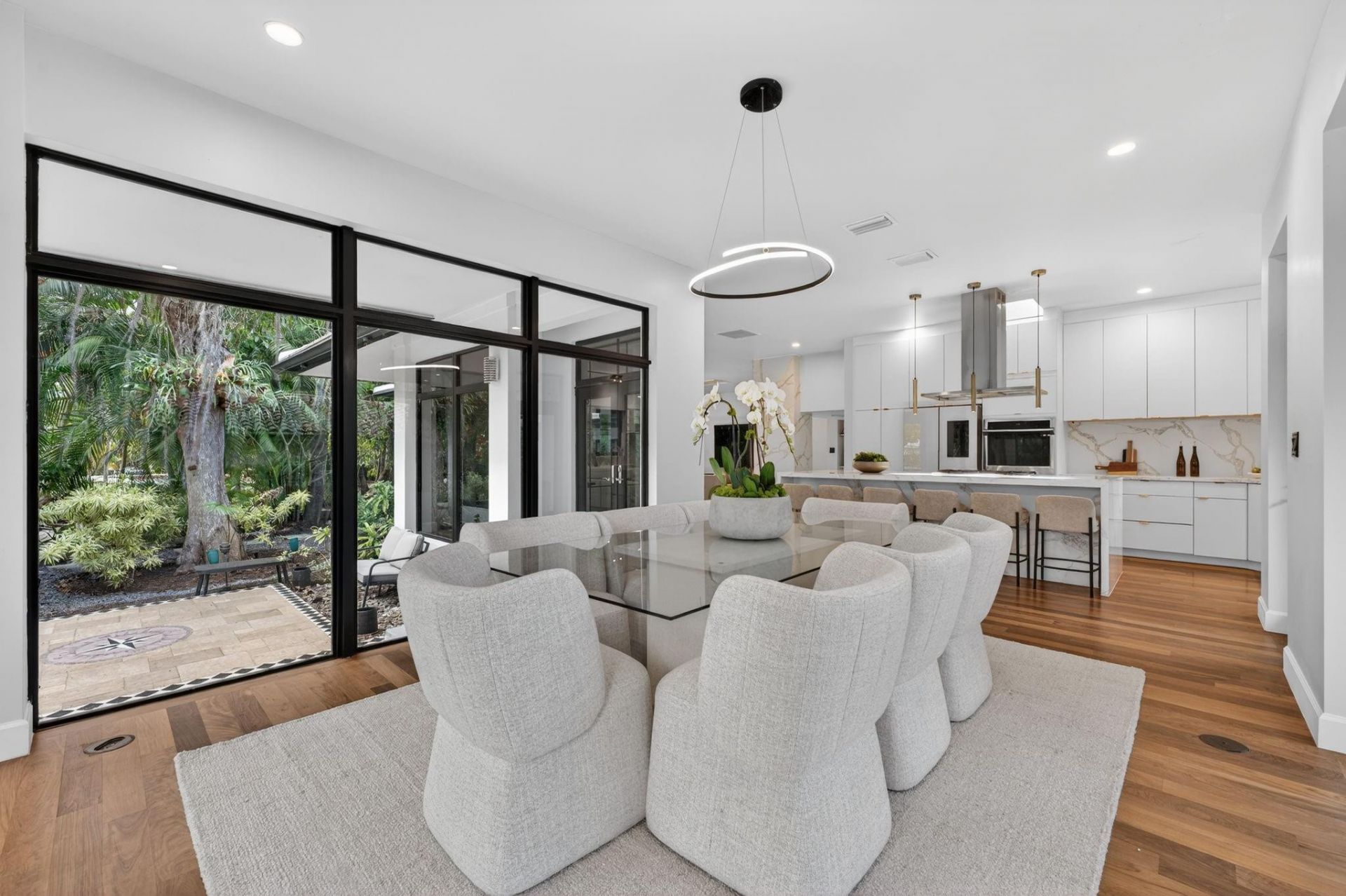 360 NW 33rd Street, Oakland Park, FL 33309 Photo
