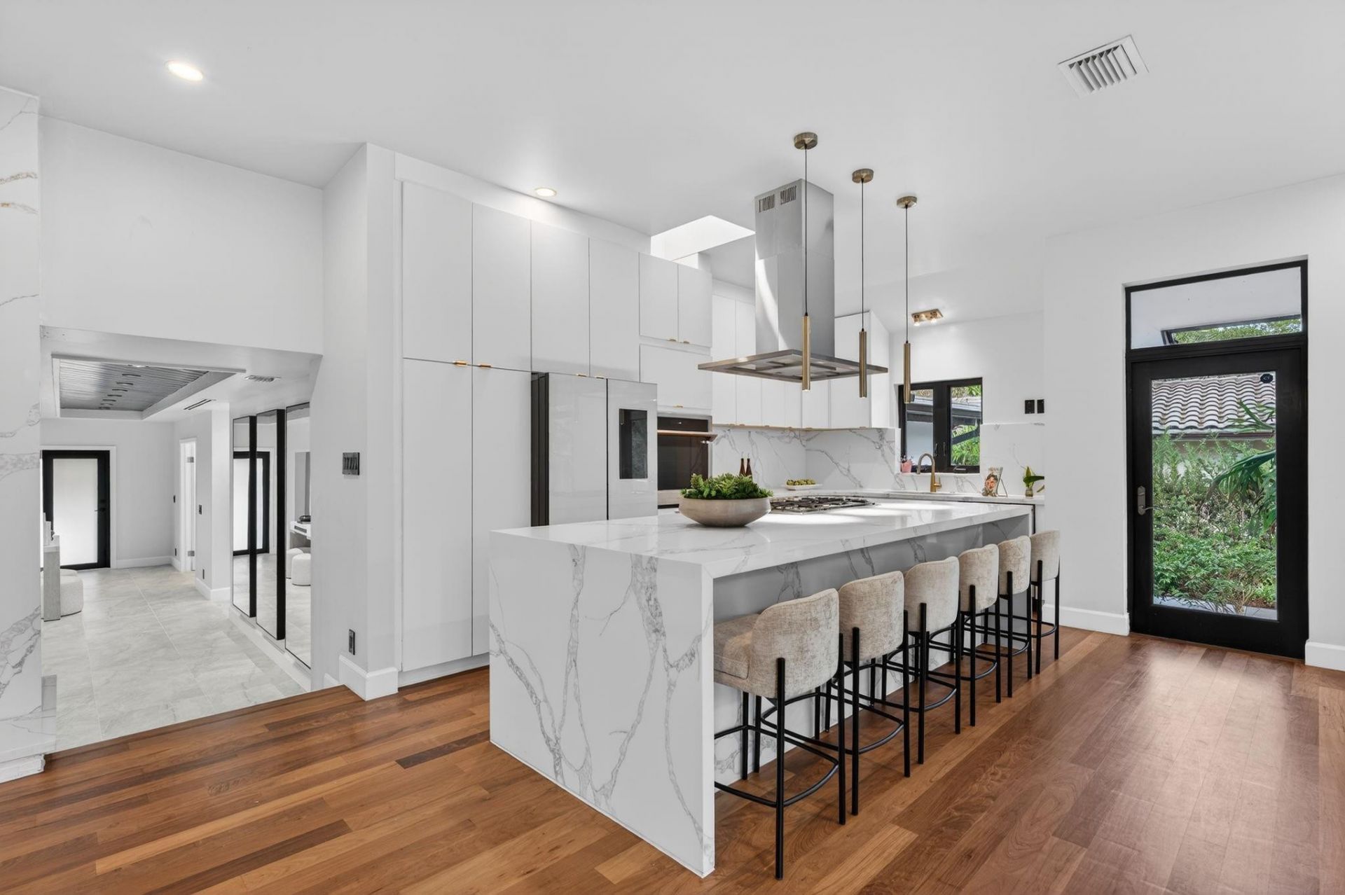 360 NW 33rd Street, Oakland Park, FL 33309 Photo
