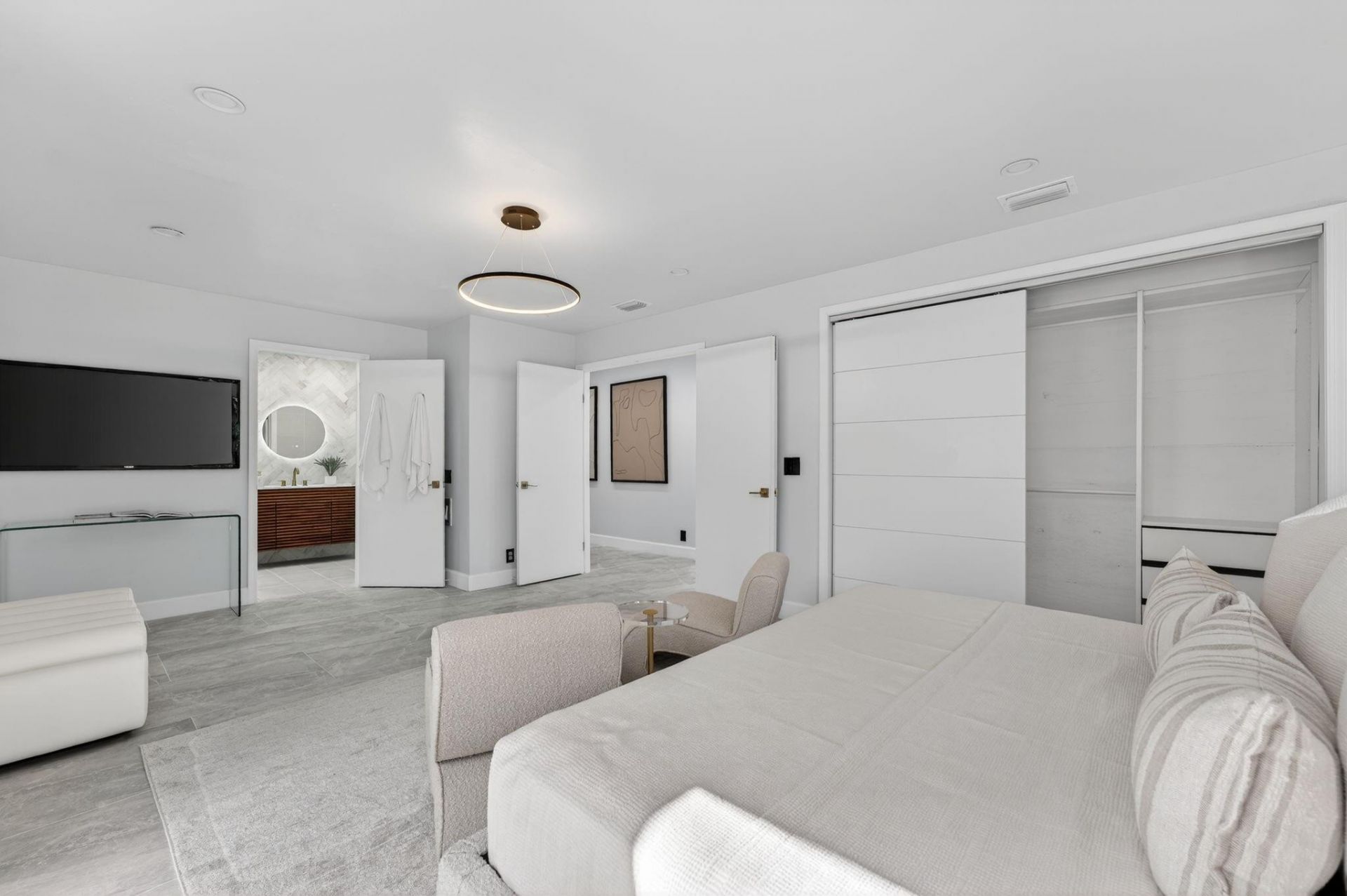360 NW 33rd Street, Oakland Park, FL 33309 Photo