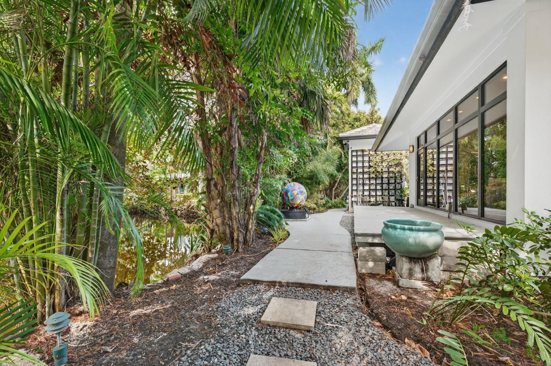 360 NW 33rd Street, Oakland Park, FL 33309 Photo
