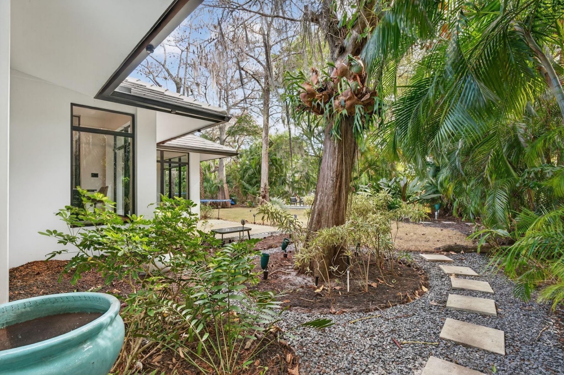 360 NW 33rd Street, Oakland Park, FL 33309 Photo
