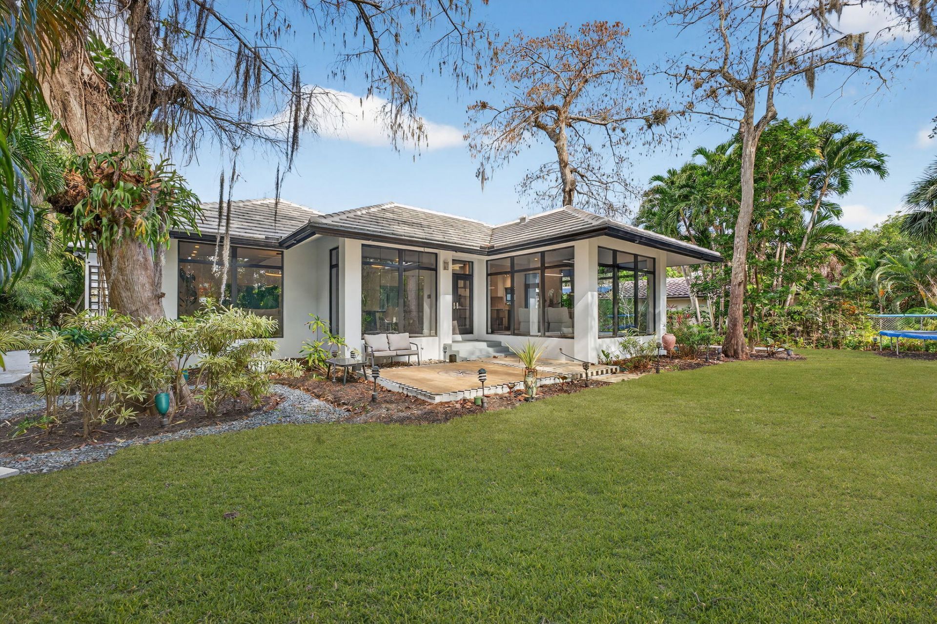 360 NW 33rd Street, Oakland Park, FL 33309 Photo