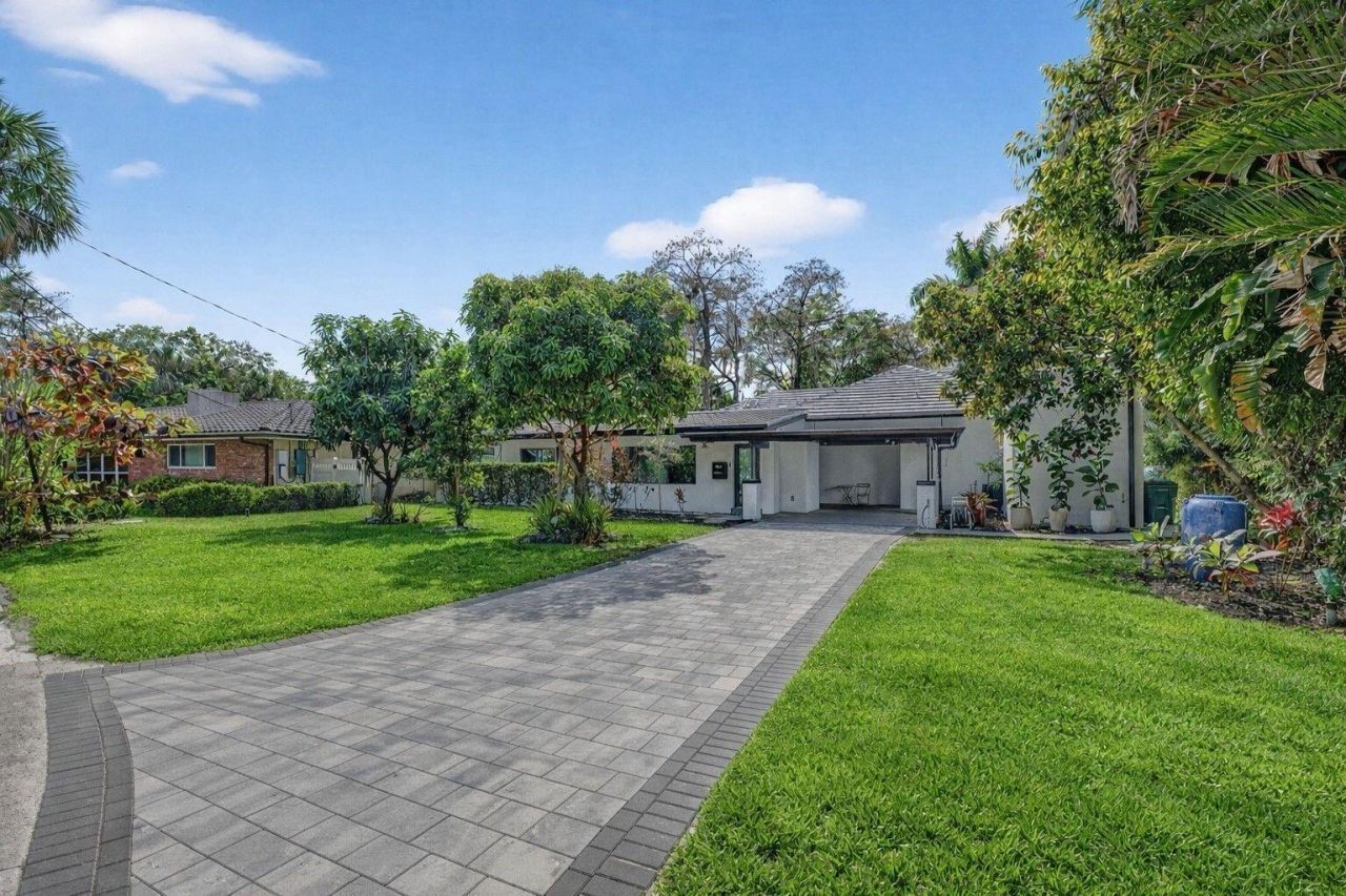 360 NW 33rd Street, Oakland Park, FL 33309 Photo